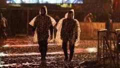 Donnerstagnacht ist ein Unwetter im deutschen Wacken niedergegangen. Dort findet derzeit das ...