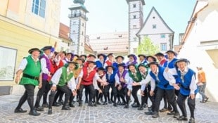 Manchmal vergeht sogar den Stadtrichtern das Lachen; wie derzeit, wenn die Organisation des ...