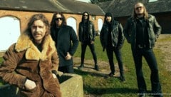 Freunde progressiver Klänge und schräger Instrumentarien: Die Schweden Opeth headlinen das ...