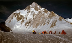 Der gewaltige Hidden Peak (Gasherbrum 1) ist der elfthöchste Berg der Welt.