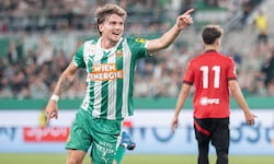 Auch Rapid-Youngster Dominik Weixelbraun hat sich in die grün-weiße Torschützen-Liste eintragen ...