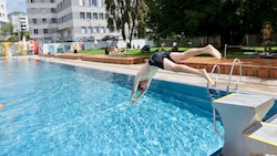 Sprung ins kühle Nass: Im launischen Juli hatte man dieses Vergnügen in der Steiermark oft auch ...