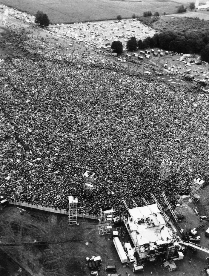 Hunderttausende feierten auf den Bethel Fields nahe New York Stars wie Joe Cocker, Janis Joplin ...