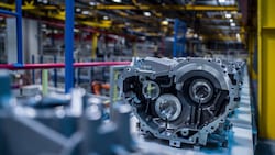 In den Hallen von BMW-Steyr werden nun auch E-Motoren produziert.