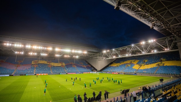 Noch 2022 spielte Vitesse gegen Rapid Wien in der Conference League.