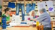 Daniela Mandler, Martina Eigner und Silvia Neubauer (v.li.) bei der Arbeit.