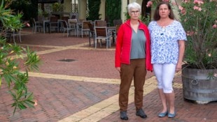Melitta Schütz und Magdalena Picker haben die Initiative Friedrichshof gegründet. Eigentlich, um ...