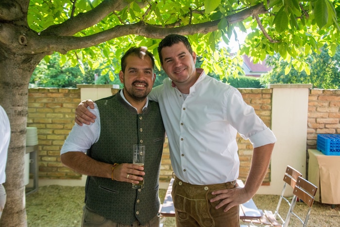 Freunde und „Braubrüder“ Bürgermeister Kilian Brandstätter und Markus Sautner.