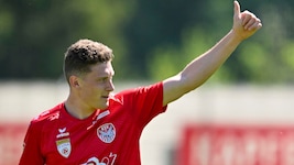 Daumen hoch! David Heindl schaffte den Sprung. 