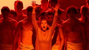 Als Elisabeths Rivalin dem Tod geweiht: Lisette Oropesa als großartige Maria Stuarda.