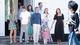 Beim Fototermin auf Schloss Gravenstein war es ausgerechnet die kleinste Prinzessin, die alle ...