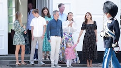 Beim Fototermin auf Schloss Gravenstein war es ausgerechnet die kleinste Prinzessin, die alle ...