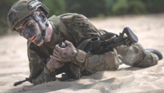 Viele junge Polinnen und Polen ziehen heuer „Urlaub bei der Armee“ vor.