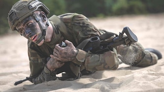 Viele junge Polinnen und Polen ziehen heuer „Urlaub bei der Armee“ vor.