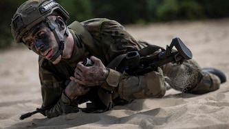 Viele junge Polinnen und Polen ziehen heuer „Urlaub bei der Armee“ vor.