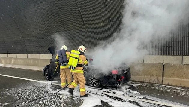 Die Feuerwehr Zederhaus im Löscheinsatz