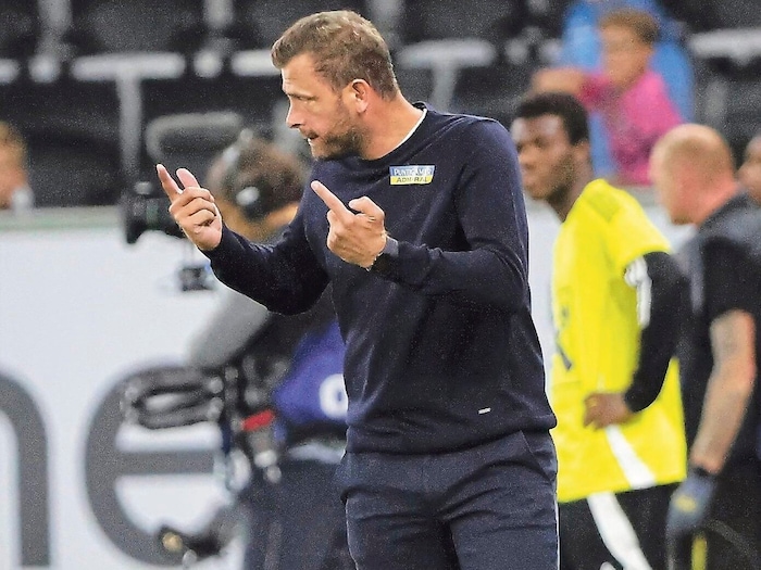 Sturm-Trainer Jürgen Säumel erfährt heute Mittag den Gegner für das Playoff.