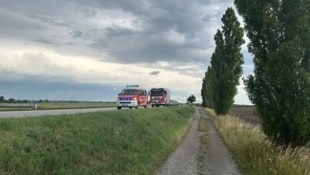 Die Straße zwischen Gols und Podersdorf am See war nach dem Unfall eine Zeit lang gesperrt. 