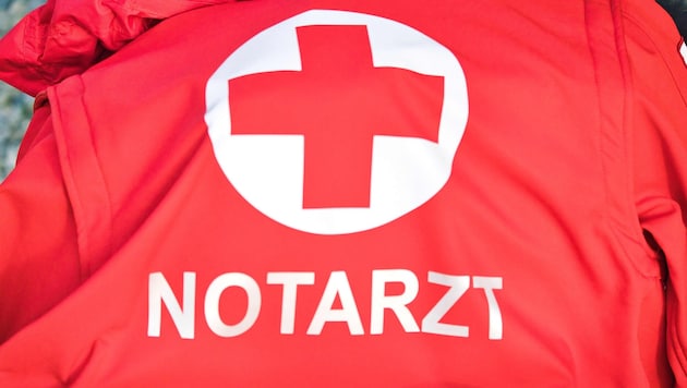 Breiter Widerstand gegen die Schließung von Notarztstützpunkten formiert sich im ganzen Land.