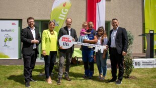 Innsbrucks BM Johannes Anzengruber (Mitte), GR Benjamin Plach (links), Stadträtin Mariella Lutz ...