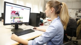 Mitarbeiter und Mitarbeiterinnen im Alter von 18 bis 65 Jahren wurden befragt vielfach in ...