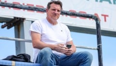 ÖFB-Legende Andreas Herzog geigt in Hausmening.