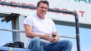 ÖFB-Legende Andreas Herzog geigt in Hausmening.