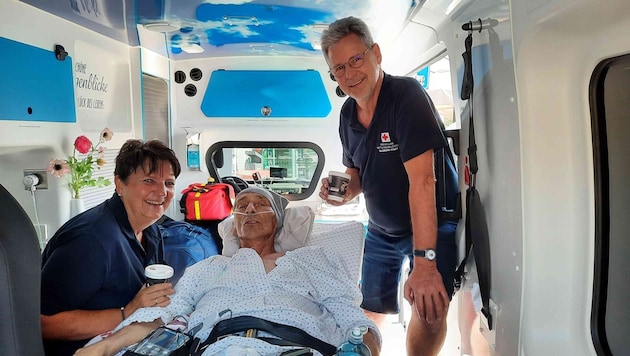 Ariane und Walter vom Hospizmobil haben Krebspatient Erle seinen letzten Wunsch erfüllt.