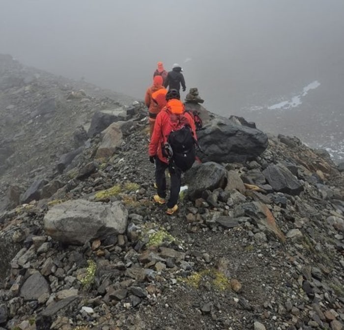 Die Bergretter brachten das Duo hinunter auf 2700 Meter.