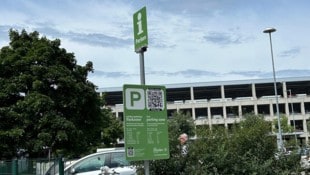 Entweder App oder Parkschein – nur: Woher nehmen? Ortsunkundige tun sich in Baden oft schwer bei ...