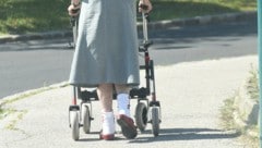 In der Schweiz haben Pensionistinnen und Pensionisten bisher kein Weihnachtsgeld bekommen, das ...