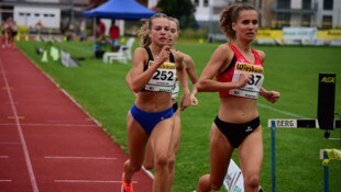 Pauline Schedler (Nr. 252) tritt in Tampere über die 1500 Meter an und hat realistische ...