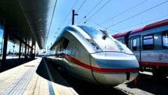 Ungewohntes Bild: der ICE 4 bei der Einfahrt in den Hauptbahnhof Klagenfurt.