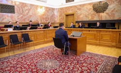 Der Angeklagte bekannte sich vor Gericht nicht schuldig. Kurios: Auch das Opfer entlastete den ...