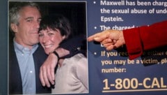 Epsteins Ex-Freundin Maxwell hatte jahrelang minderjährige Mädchen und junge Frauen für den ...