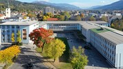 Im Fritz-Strobl-Schulzentrum wird eine neue Leitung gesucht. Doch nicht nur hier gibt es das ...