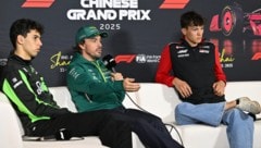 Fernando Alonso (Mitte) fordert mehr Anerkennung für Gabriel Bortoleto (links).
