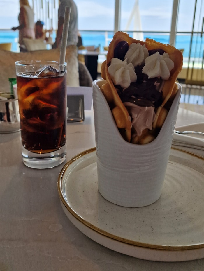 Waffel mit Eis