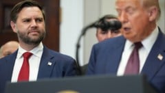 US-Vizepräsident JD Vance an der Seite von Donald Trump.