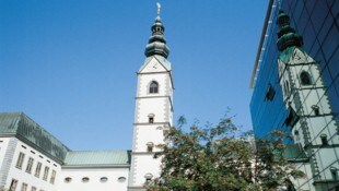 Aus dem Dom zu Klagenfurt wird am Sonntag der Gottesdienst übertragen.