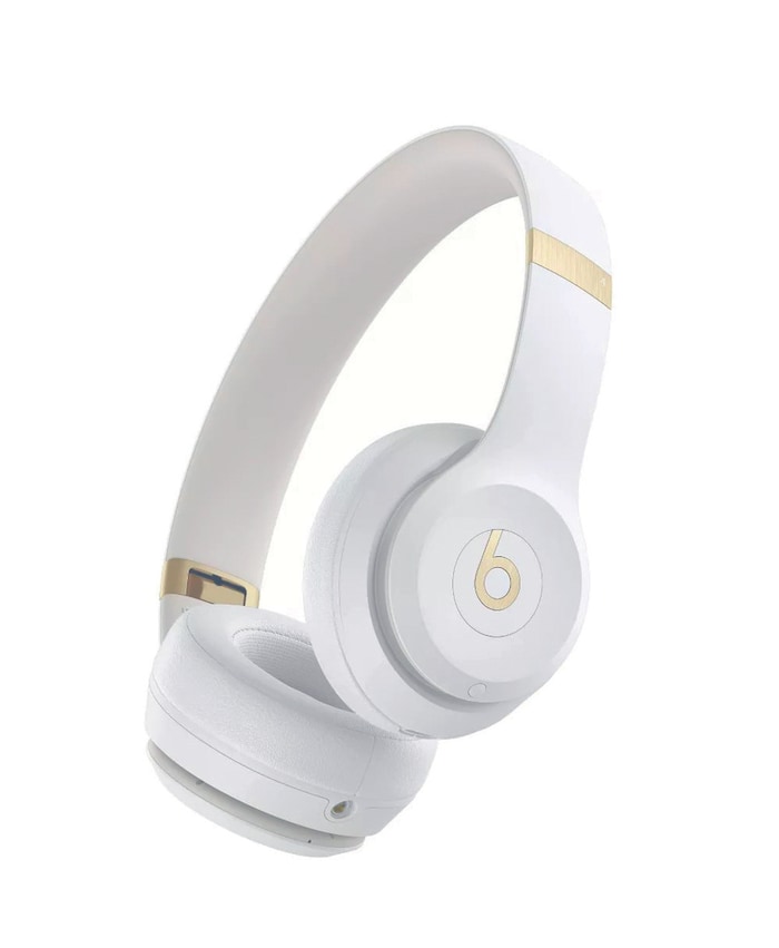 Die Beats Solo 4 sind ideal für unbeschwertes Musikerlebnis im Urlaub.