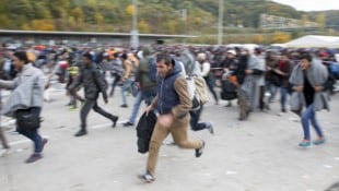 Ab August 2015 rollte ein Strom von Flüchtlingen auf Österreich zu.