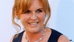 Sarah Ferguson war nach der Scheidung von Prinz Andrew in großer Flirtlaune, enthüllt ein neues ...