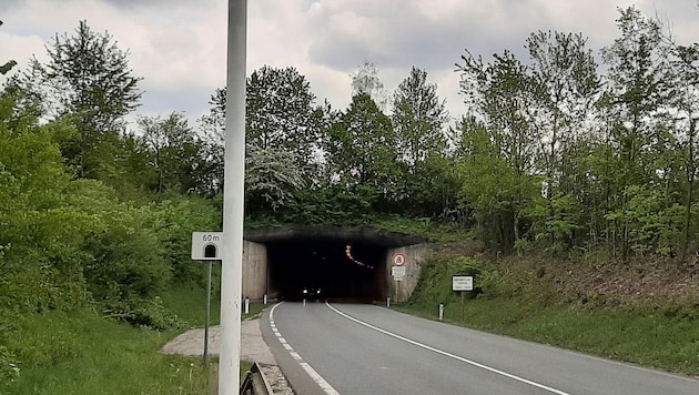Der Tunnel Göminger Grünbrücke auf der B156 bei Oberndorf wird für zwei Wochen gesperrt.