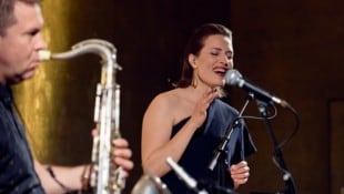 Kantelevirtuosin Ida Elina und Saxophonist Jukka Perko begeisterten im Kunsthaus Bregenz das ...