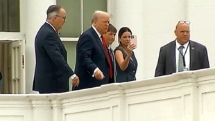 Begleitet wurde der US-Staatschef von Secret-Service-Agenten und dem Architekten James McCrery.