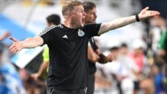 Newcastle-Trainer Eddie Howe ließ einen Spieler versehentlich in Südkorea zurück.