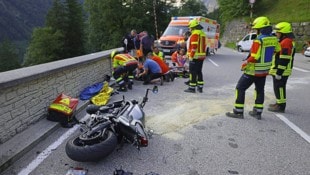 Der Motorradfahrer wurde schwer verletzt.
