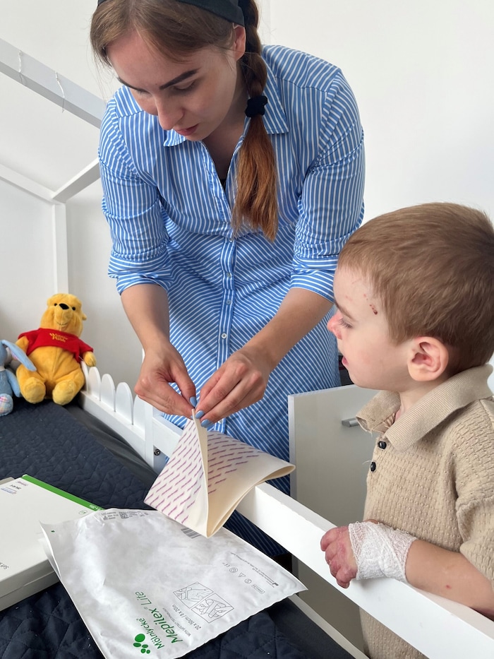 Verbandwechseln als aufwendiges Prozedere. Die aktuell gültige Pflegegeldregelung bildet den ...