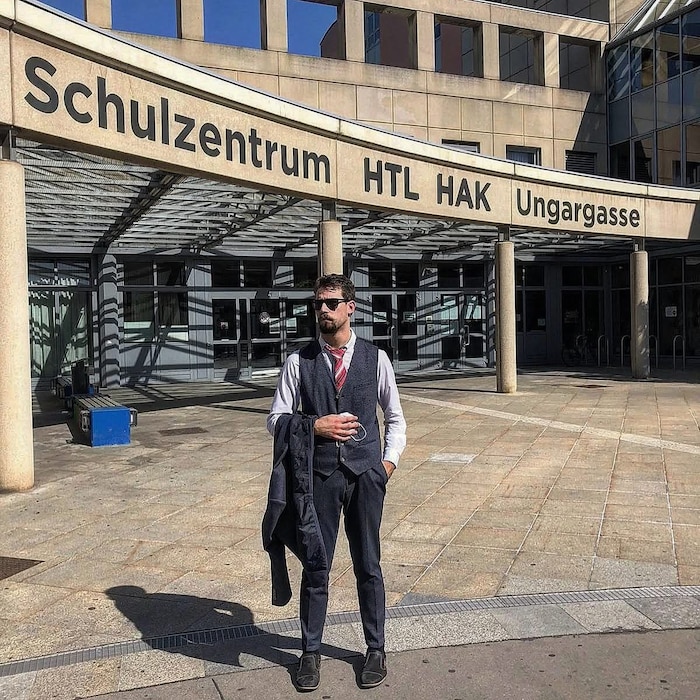 2021 absolvierte Marco die Handelsakademie in Wien, um anschließend in Kärnten zu studieren. ...